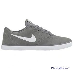 Sz 12  Men's Nike Sportswear SB Check Solarsoft lifestyle Skateboarding Shoe